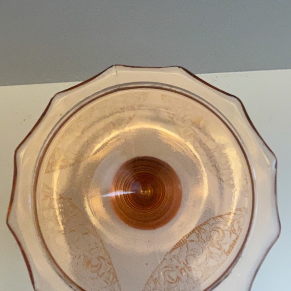 🌟VINTAGE🌟 Depression Glass Pink Candlestick W/ Gold Etching Candlestick Holder - Picture 6 of 7